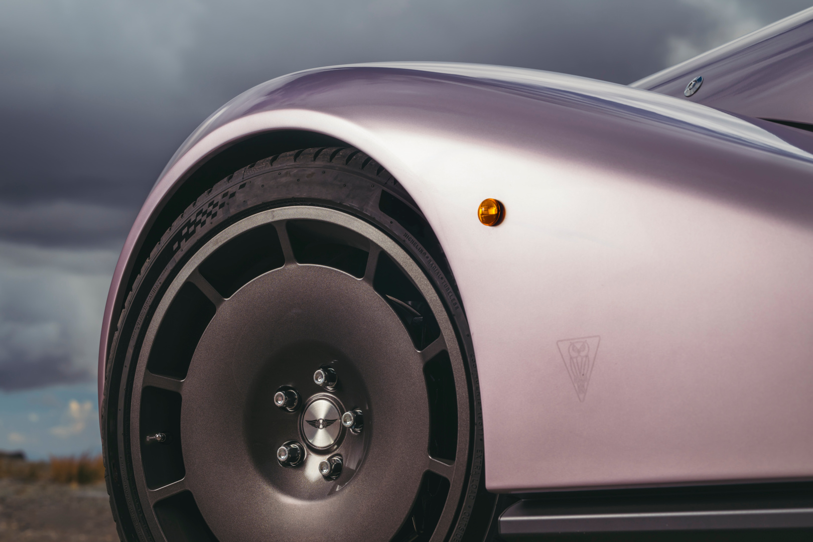 SMALL_Morgan_Supersport_Location_Lilac_047